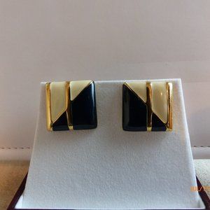 Monet Blue/White/Gold Pierced Earrings
